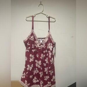Marliyn Monroe Floral Burgundy Camisole Sz XL NWT